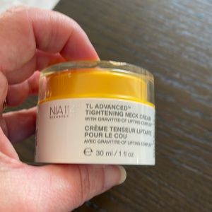 StriVectin TL Advanced Tightening Neck Cream PLUS brand new